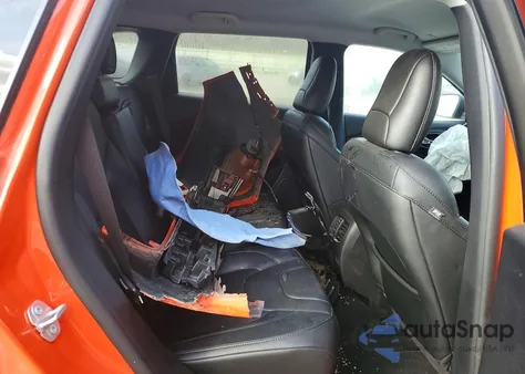 2021 Jeep Cherokee Latitude Plus z USA, uszkodzony, nr VIN 1C4PJMLB4MD201530